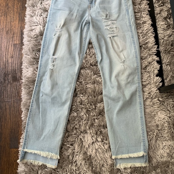 Hollister Jeans Boyfriend High rise US 26 Lightwash Jeans - Picture 3 of 3